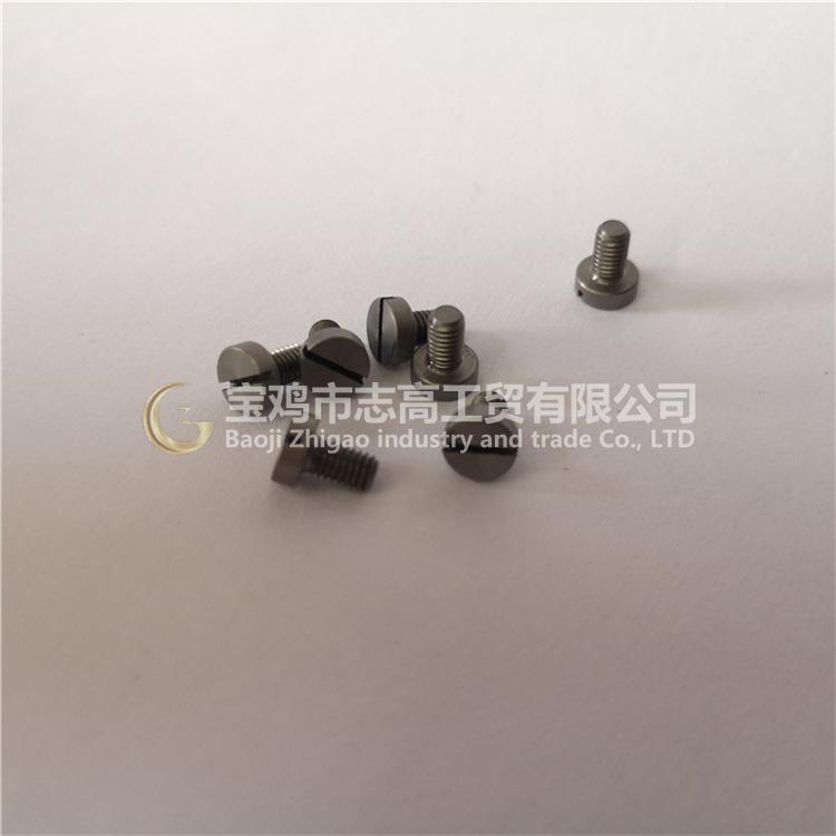 钛螺丝